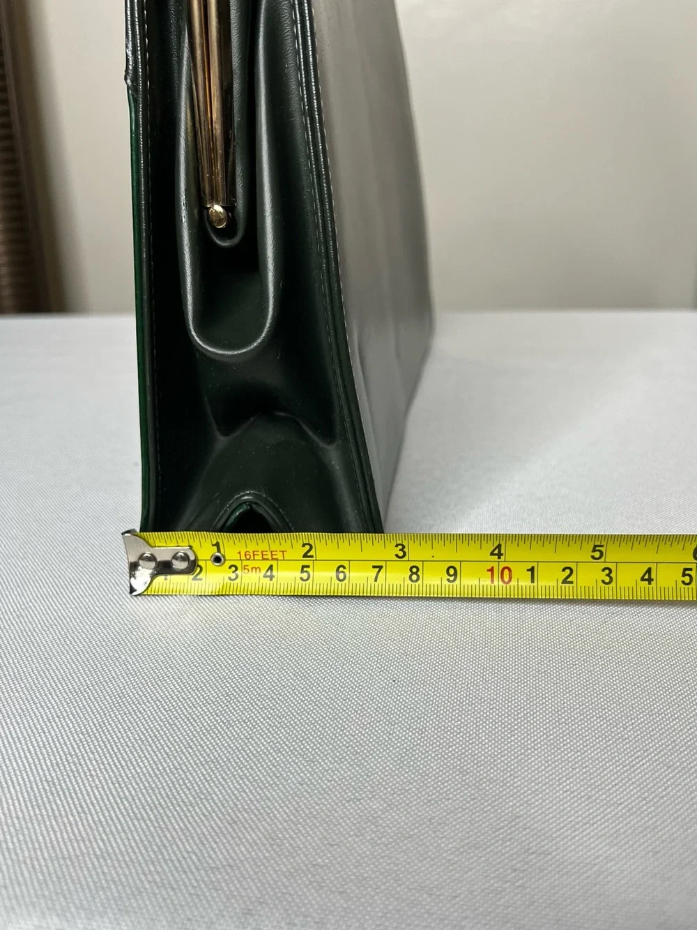 VTG 60s NATURALIZER 2 Tone Emerald Olive Green Patent Top Handle Frame Purse MCM